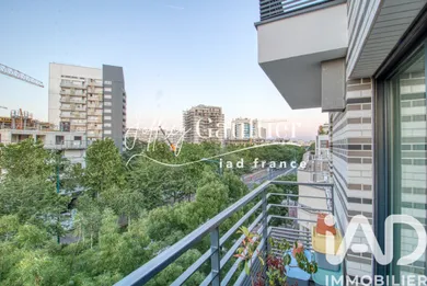 Studio à Asnières-sur-Seine (92600)