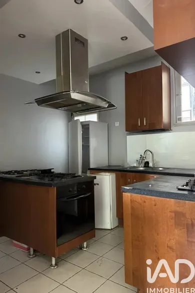 House in Nanterre (92000)