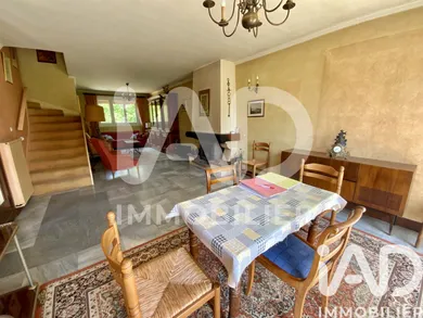 House in Sainte-Mesme (78730)