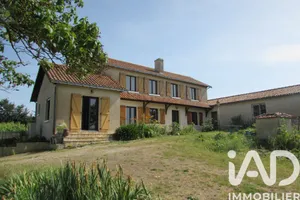 Maison de campagne à Berrie (86120)