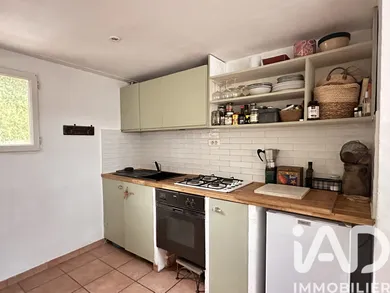 Maison de village à Eoulx (04120)