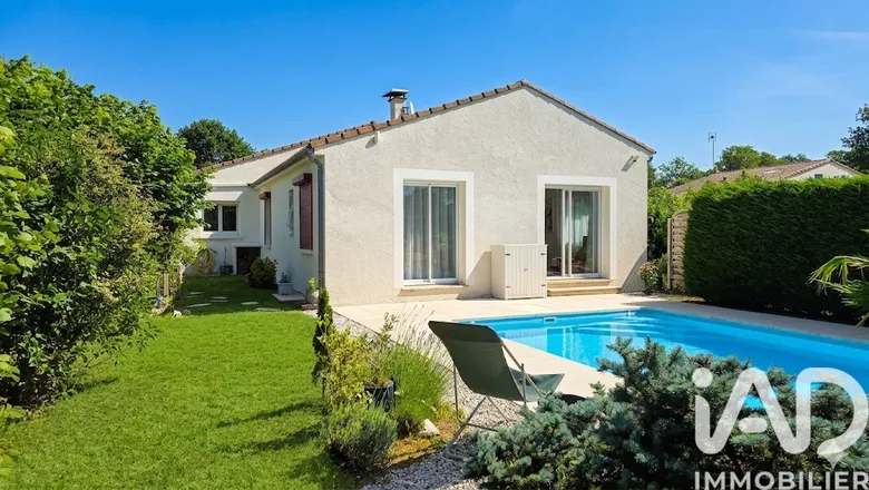 Maison 4 pièces 110 m² · à Breuillet · 110 m² · 450 000 €
