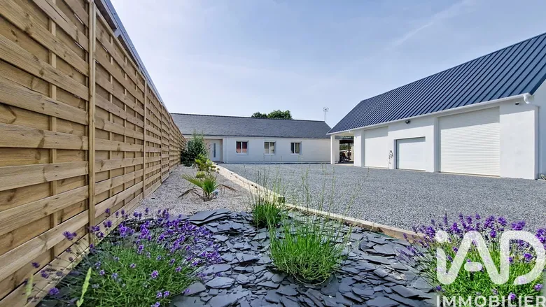 Maison 6 pièces 166 m² · à Pontchâteau · 166 m² · 379 900 €