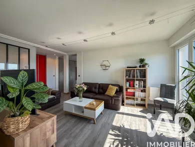 Apartment in Rouen (76100)