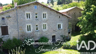 Maison de campagne à Saint-Basile (07270)