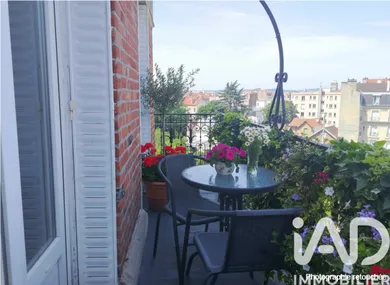 Apartment in La Garenne-Colombes (92250)