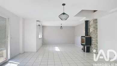 Traditional house in Nevoy (45500)