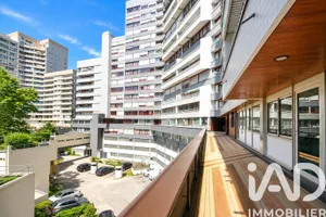 Apartment in Nanterre (92000)