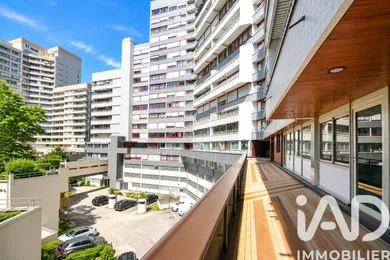 Apartment in Nanterre (92000)