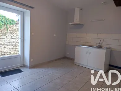 Maison de village à Bournand (86120)