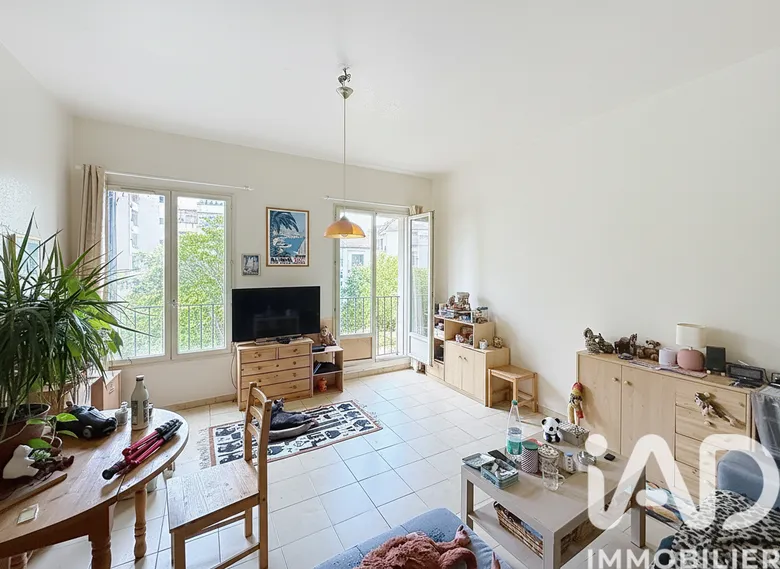 Appartement 2 pièces 42 m² · à Marseille · 42 m² · 28 000 €
