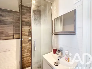 Apartment in Paris (75006)
