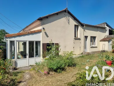 House in Doué-en-Anjou (49700)
