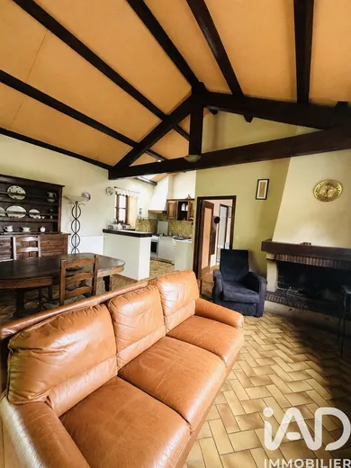 Maison de village à Massiac (15500)