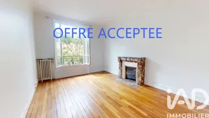 Apartment in La Garenne-Colombes (92250)