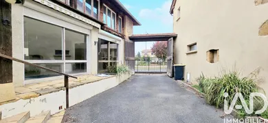Building in Éveux (69210)