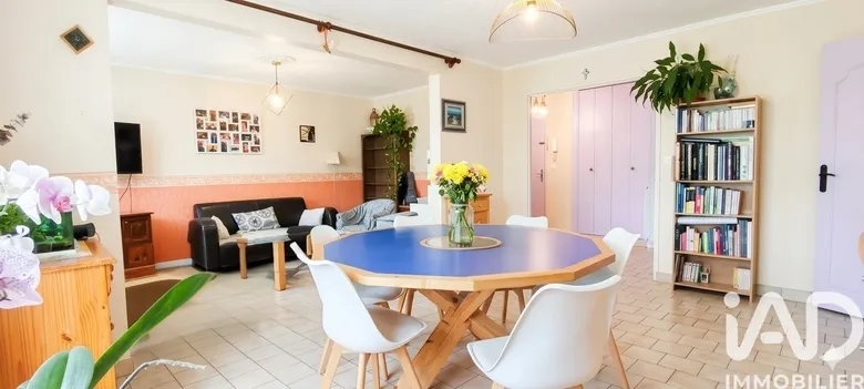 Appartement 3 pièces 84 m² · à Blois · 84 m² · 100 000 €