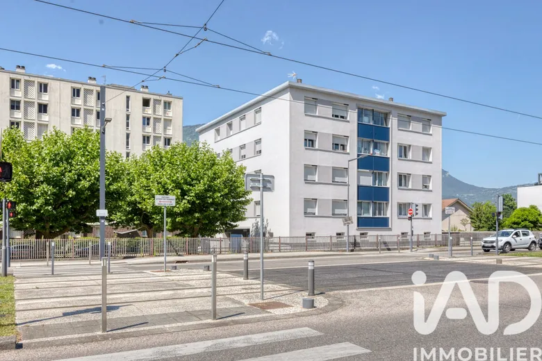 Appartement 4 pièces 63 m² · à Saint-Égrève · 63,1 m² · 165 000 €