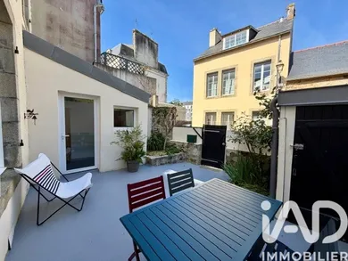 Townhouse in Quimper (29000)