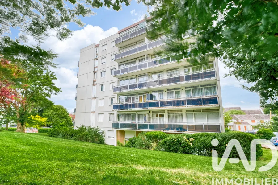 Appartement à Livry-Gargan (93190) photo 3
