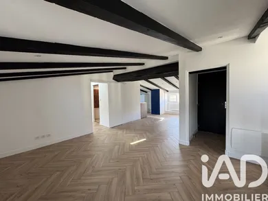 Apartment in La Rochelle (17000)