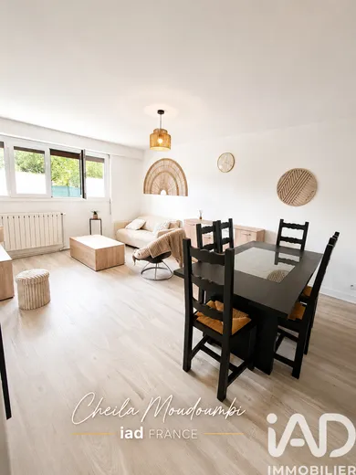 Apartment in Sens (89100)