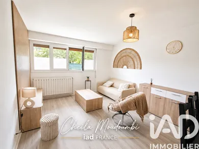 Apartment in Sens (89100)