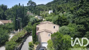 Maison à Toulon (83200)