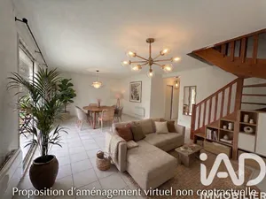 Maison à Sainte-Eulalie (33560)