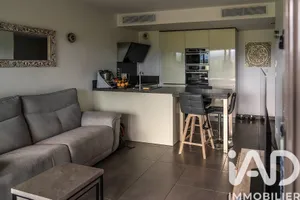 Apartment in Antibes (06600)