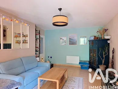 Apartment in Plan-d'Aups-Sainte-Baume (83640)