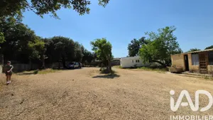 Terrain à bâtir à Orange (84100)