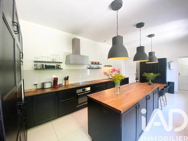 Maison 8 pièces 295 m² · à La Loupe · 295 m² · 355 000 €