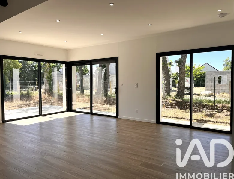 Maison 6 pièces 132 m² · à Verrières-en-Anjou · 132 m² · 419 000 €