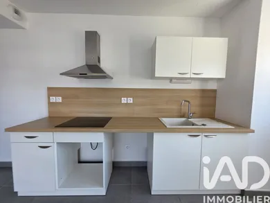 Apartment in Monteux (84170)