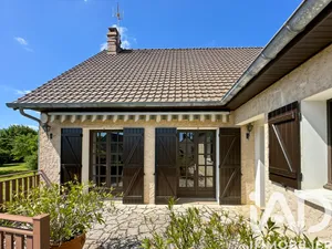 House in Armeau (89500)