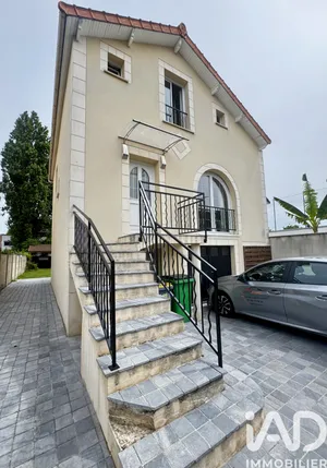 Traditional house in Les Pavillons-sous-Bois (93320)