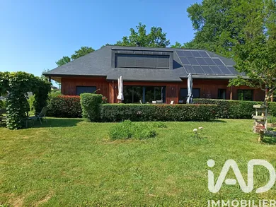 Maison d'architecte à Montaut (64800)