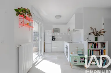 Duplex in Romainville (93230)