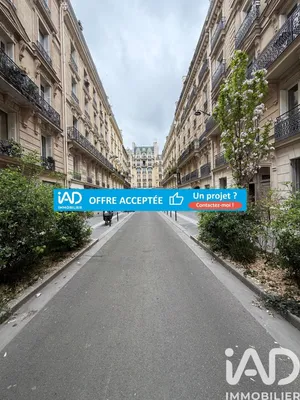 Apartment in Paris (75009)