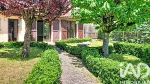 Townhouse in Eysines (33320)