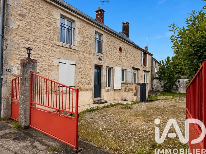 Maison 7 pièces 221 m² · à Josnes · 221,5 m² · 246 000 €