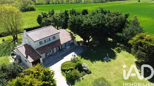 Maison de campagne à Gourgé (79200)
