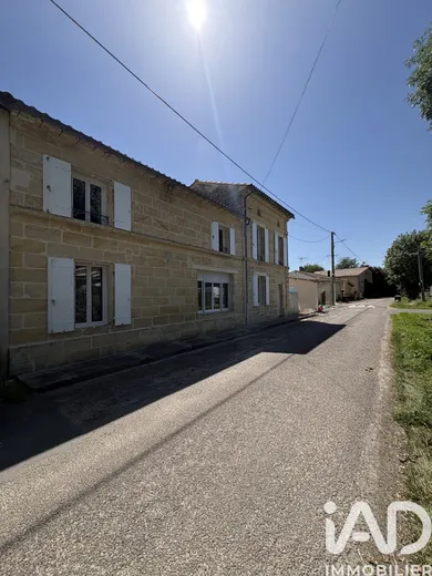 Maison à Saint-Médard-de-Guizières (33230)