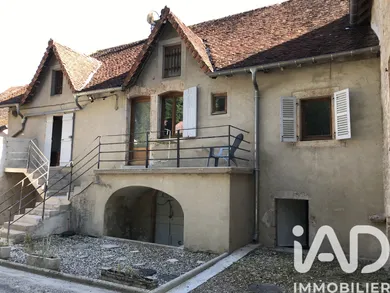 Maison de village à Gizia (39190)