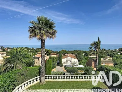 Maison à Roquebrune-sur-Argens (83380)