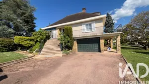 Townhouse in Saint-Gengoux-le-National (71460)
