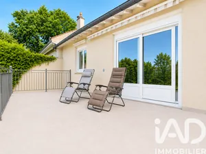 Maison traditionnelle à Chartrettes (77590)