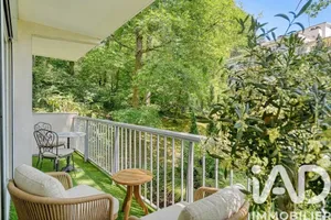 Appartement à Le Plessis-Robinson (92350)