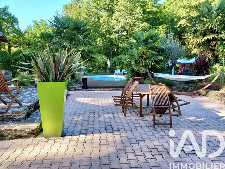 Maison 7 pièces 235 m² · à Héric · 235 m² · 598 990 €